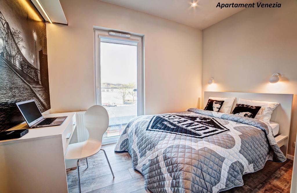 Apartamenty Homely Place Casa Verona - Stary Rynek - Parking Poznan Exterior photo