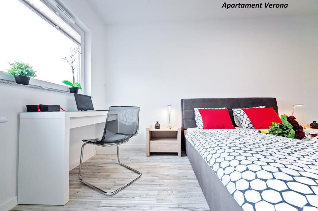 Apartamenty Homely Place Casa Verona - Stary Rynek - Parking Poznan Exterior photo