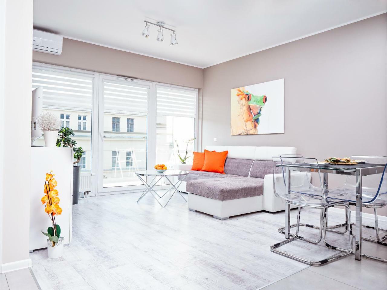 Apartamenty Homely Place Casa Verona - Stary Rynek - Parking Poznan Exterior photo
